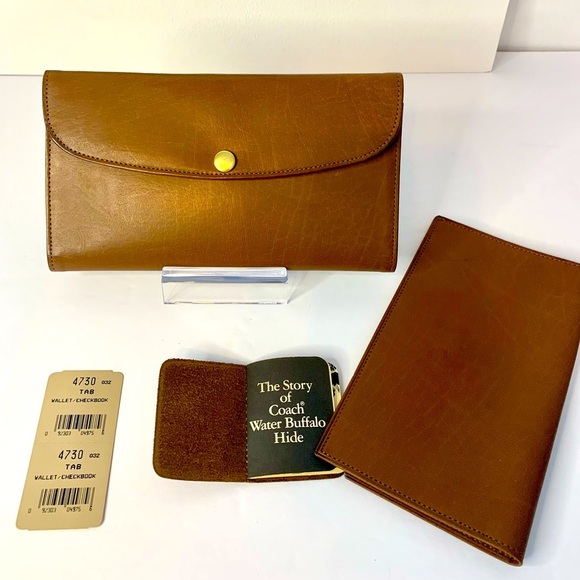 Coach Handbags - Vintage Coach Tabac Combination Wallet/Checkbook #4730 NY Original! NWT